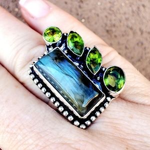 New Labradorite & Peridot 925 Silver Ring.